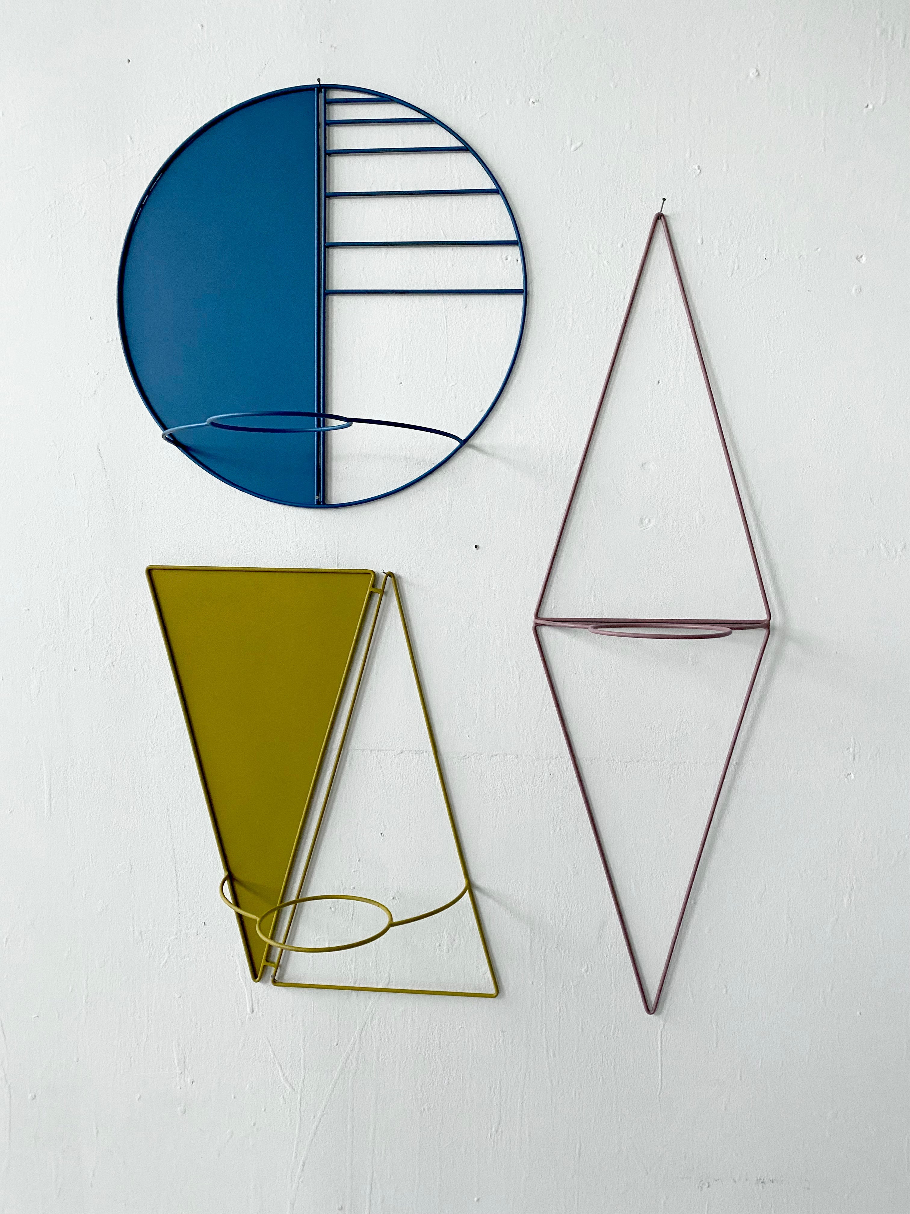 Diamond Eye Wall Planter